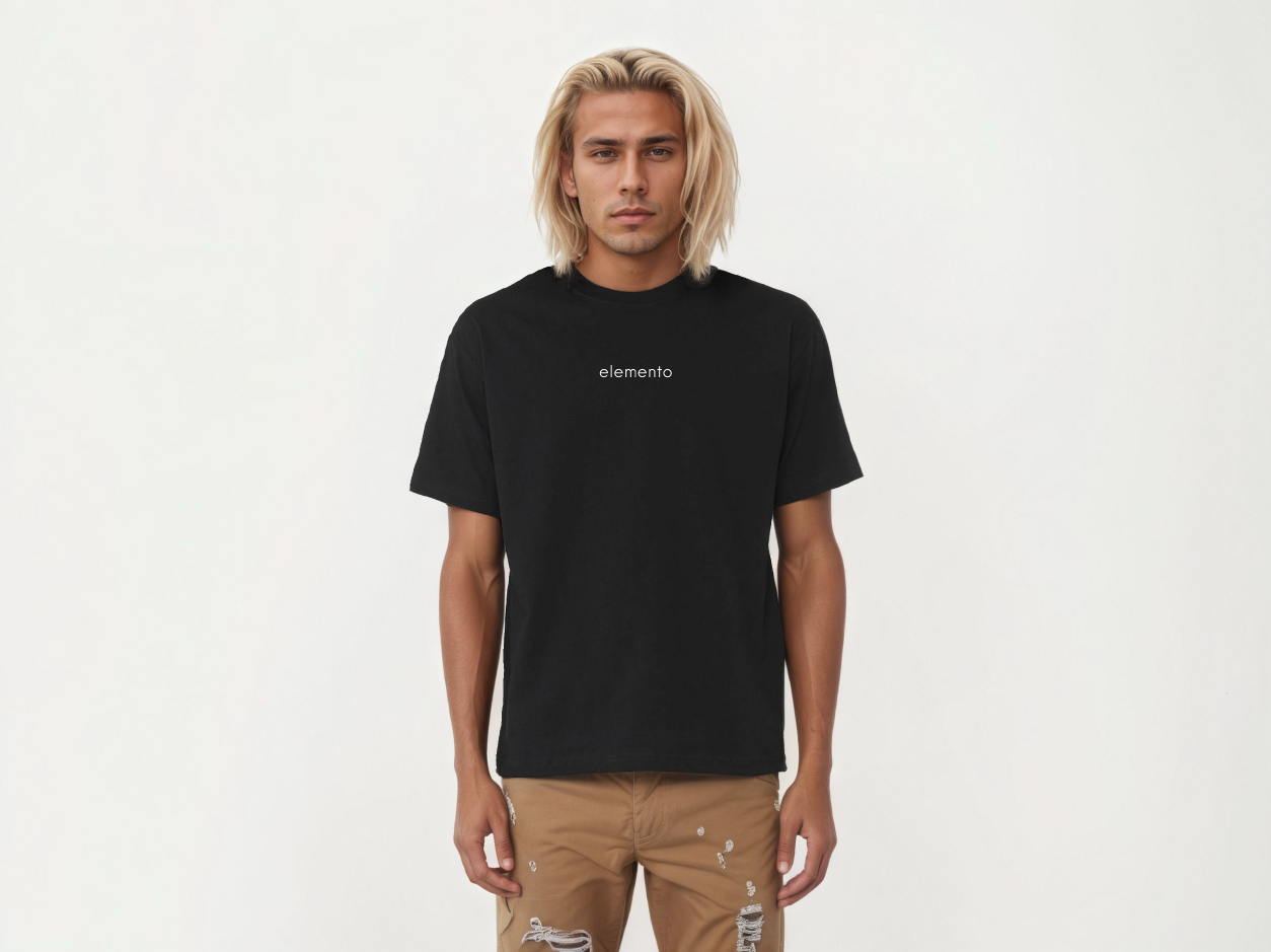 “elemento” Tee (lowercase, centered)